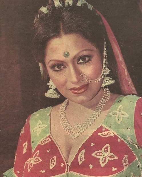bindu desai, bindu desai movies, bindu desai life story, bindu desai as villain, bindu desai rajesh Khanna movies, rajesh Khanna bindu desai movies, Dharmendra bindu desai, bindu desai age, bindu desai daughter