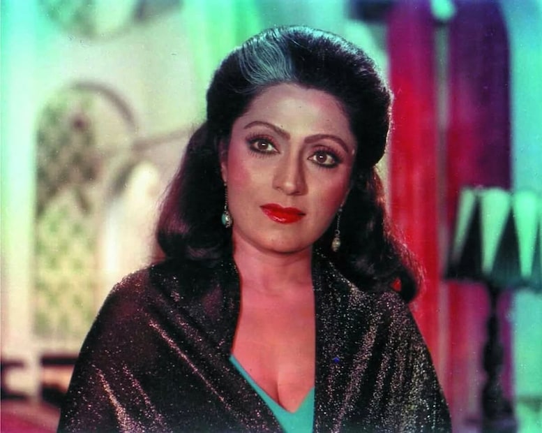 bindu desai, bindu desai movies, bindu desai life story, bindu desai as villain, bindu desai rajesh Khanna movies, rajesh Khanna bindu desai movies, Dharmendra bindu desai, bindu desai age, bindu desai daughter