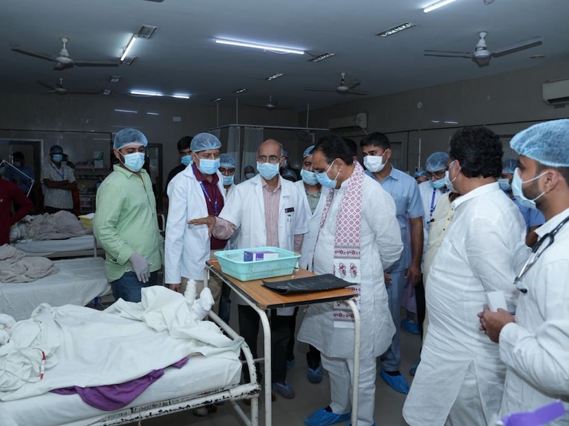त्यांनी दुर्घटनाग्रस्त बसची पाहणी केली आणि आर्मीचे अधिकारी तसेच स्थानिक नागरिकांचे तातडीने मदत केल्याबद्दल आभार मानले. यानंतर मुख्यमंत्री जोधपूरला पोहोचले आणि त्यांनी महात्मा गांधी हॉस्पिटलच्या बर्न युनिटमध्ये दाखल असलेल्या जखमींची भेट घेतली व त्यांच्या कुटुंबीयांचे सांत्वन केले. 