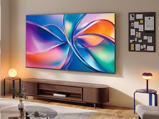अर्ध्याहून कमी किंमतीत मिळतोय 43 इंचांचा दमदार स्मार्ट TV, सोडू नका संधी