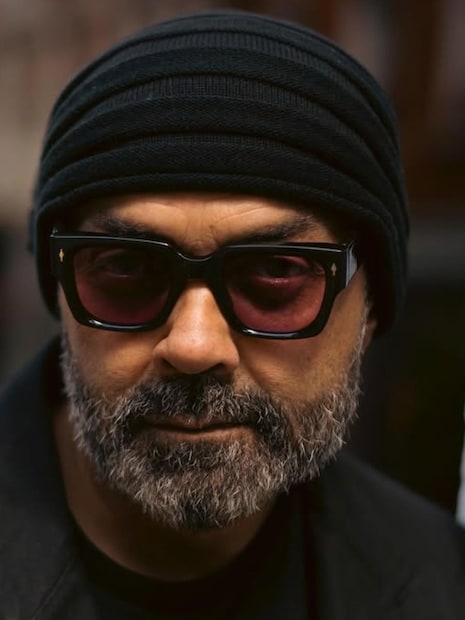 Bobby Deol, Bobby Deol News, Bobby Deol Films, Bobby Deol career, Bobby Deol OTT, Bobby Deol on low phase of his career, when Bobby Deol pleading directors producers for roles, Bobby Deol family, Bobby Deol Hit Moives, बॉबी देओल, बॉबी देओल के करियर का बुरा दौर, बॉबी देओल का परिवार, बॉबी देओल की फिल्में, बॉबी देओल ओटीटी