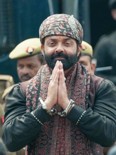 Bobby Deol, Bobby Deol News, Bobby Deol Films, Bobby Deol career, Bobby Deol OTT, Bobby Deol on low phase of his career, when Bobby Deol pleading directors producers for roles, Bobby Deol family, Bobby Deol Hit Moives, बॉबी देओल, बॉबी देओल के करियर का बुरा दौर, बॉबी देओल का परिवार, बॉबी देओल की फिल्में, बॉबी देओल ओटीटी