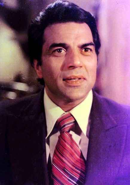Dharmendra, Dharmendra news, Dharmendra underworld, Dharmendra movies, Dharmendra wife, Dharmendra update, Dharmendra attack, Dharmendra fight with underworld, Dharmendra son, Dharmendra age