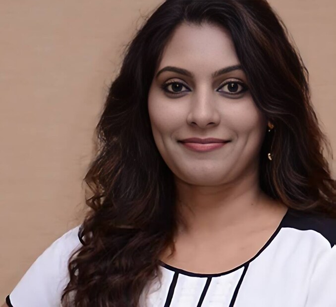 सुरुवातीला त्यांनी काही इतर उत्पादनेही बनवली, पण 