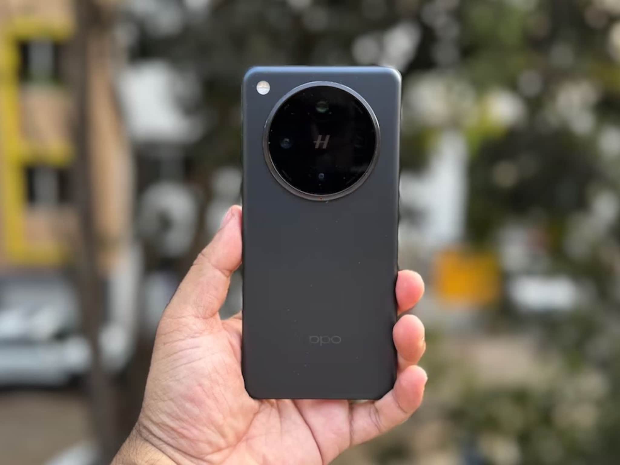 ₹10000 हून स्वस्त मिळतोय ओप्पोचा हा पॉप्यूलर फोन! खरेदीसाठी मोठी गर्दी