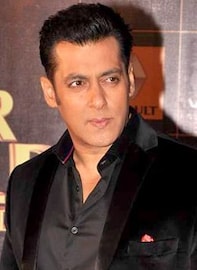 Salman Khan : सलमान खानच्या एक्स गर्लफ्रेंडचे हे 7 फोटो पाहाच!