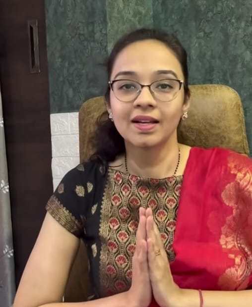  आता दिवाळीच्या मुहूर्तावर गौरी साबळे यांनी एका नव्या बिजनेसची सुरुवात केली आहे. सोशल मीडियावर व्हिडीओ शेअर करत चाहत्यांना त्यांनी यासंदर्भात माहिती दिली आहे.