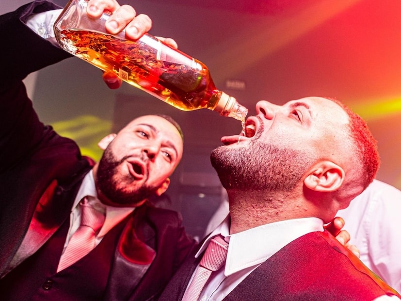 सूचना : हा लेख सर्वसामान्य माहितीवर आधारित आहे जो फक्त माहितीसाठी देण्यात आला आहे. दारू आरोग्यासाठी वाईट आहे. दारूचं समर्थन किंवा त्यासाठी प्रोत्साहन देण्याचा उद्देशन न्यूज18मराठीचा नाही.