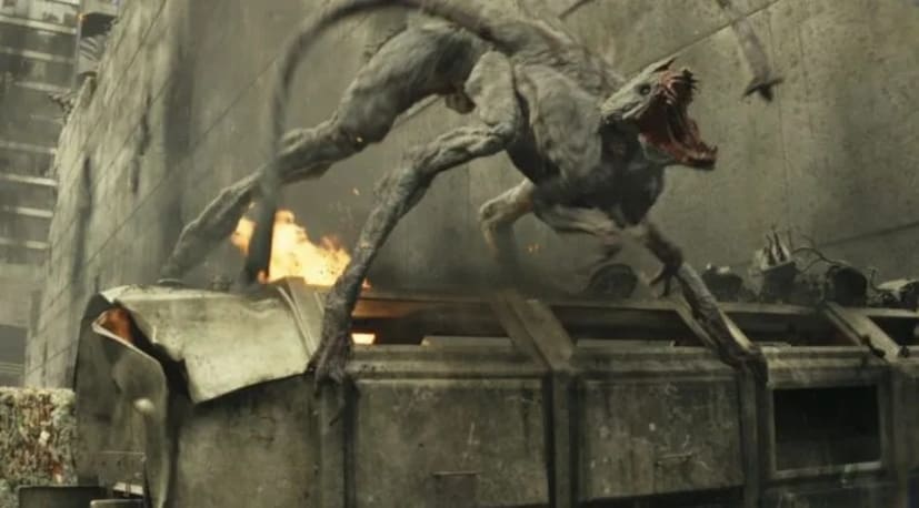 युद्धात मनुष्य कमी पडू लागल्याने एका टाईम ट्रॅव्हल तंत्रज्ञानाचा वापर करून भूतकाळातील लोकांना लढण्यासाठी भविष्यकाळात आणले जाते. मोठ्या बजेटमुळे याचे व्हीएफएक्स आणि ॲक्शन सीक्वेन्स अत्यंत प्रभावी आहेत.