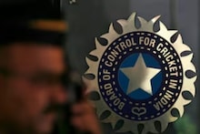 भारतीय क्रिकेटमध्ये काही तरी मोठं घडतंय, टीम इंडिया ऑस्ट्रेलियात अन् BCCIची सर्वोच्च न्यायालयात याचिका