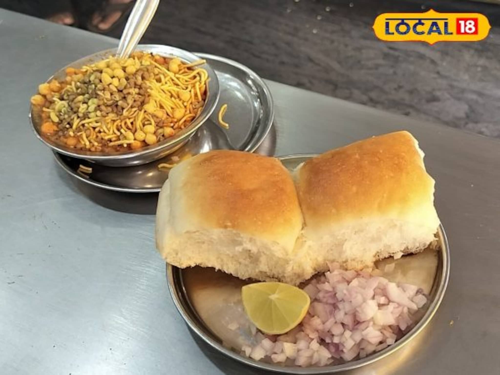Famous Misal Pune: 25 वर्षांपासून जपलाय चवीचा वारसा, पुण्यात प्रसिद्ध मिसळ, खाण्यासाठी खवय्यांची मोठी गर्दी