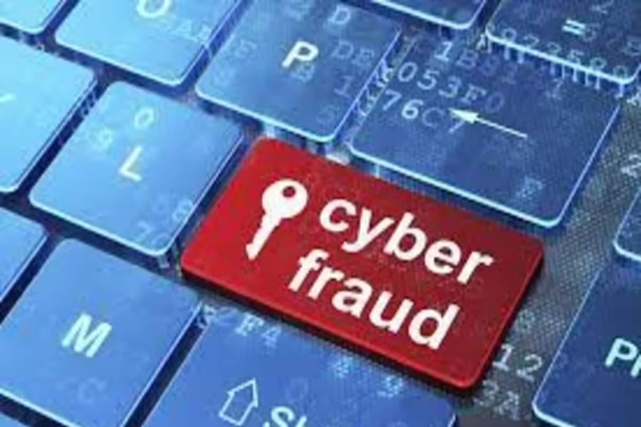 ओटीपी न देता, लिंक न शेअर करता खात्यातून गायब झाले साडेचार लाख रुपये