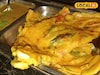 सकाळच्या नाश्त्याला तेच तेच पदार्थ खाऊन कंटाळा आलाय? गव्हाच्या पिठाचे बनवा चमचमीत आयते, रेसिपीचा Video