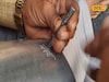 बदलला जमाना, पण कला नाही! सोलापुरात आजही हाताने कोरले जातात भांड्यावर नाव 