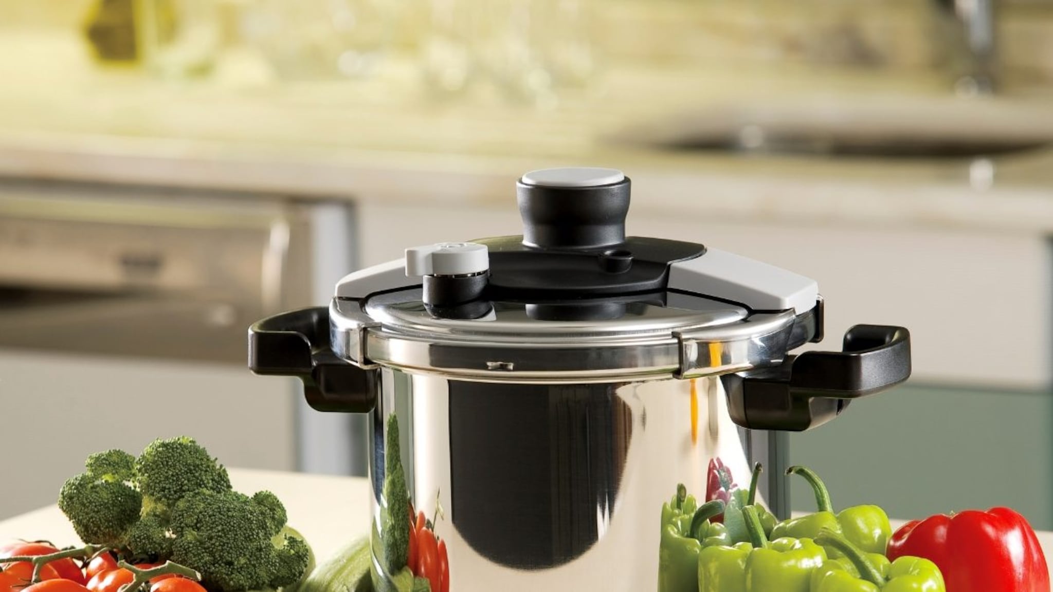 भात, डाळ आणि खिचडीच्या पलीकडे... प्रेशर कुकरचे हे ५ भन्नाट उपयोग ऐकून व्हाल चकित!