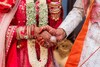 लग्नासाठी मुलगी निवडताना लक्षात ठेवा 'या' ५ गोष्टी, संसार होईल सुखाचा अन्...