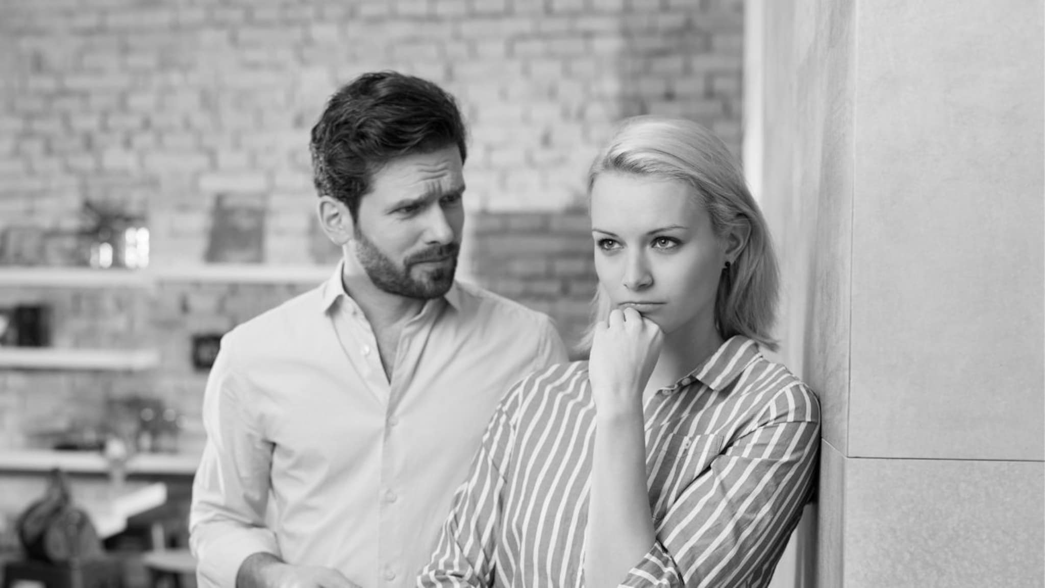 जवळची व्यक्ती स्वार्थी आहे? निराश होऊ नका, 'ग्रे रॉक मेथड' वापरा आणि टेन्शन-फ्री आयुष्य जगा!