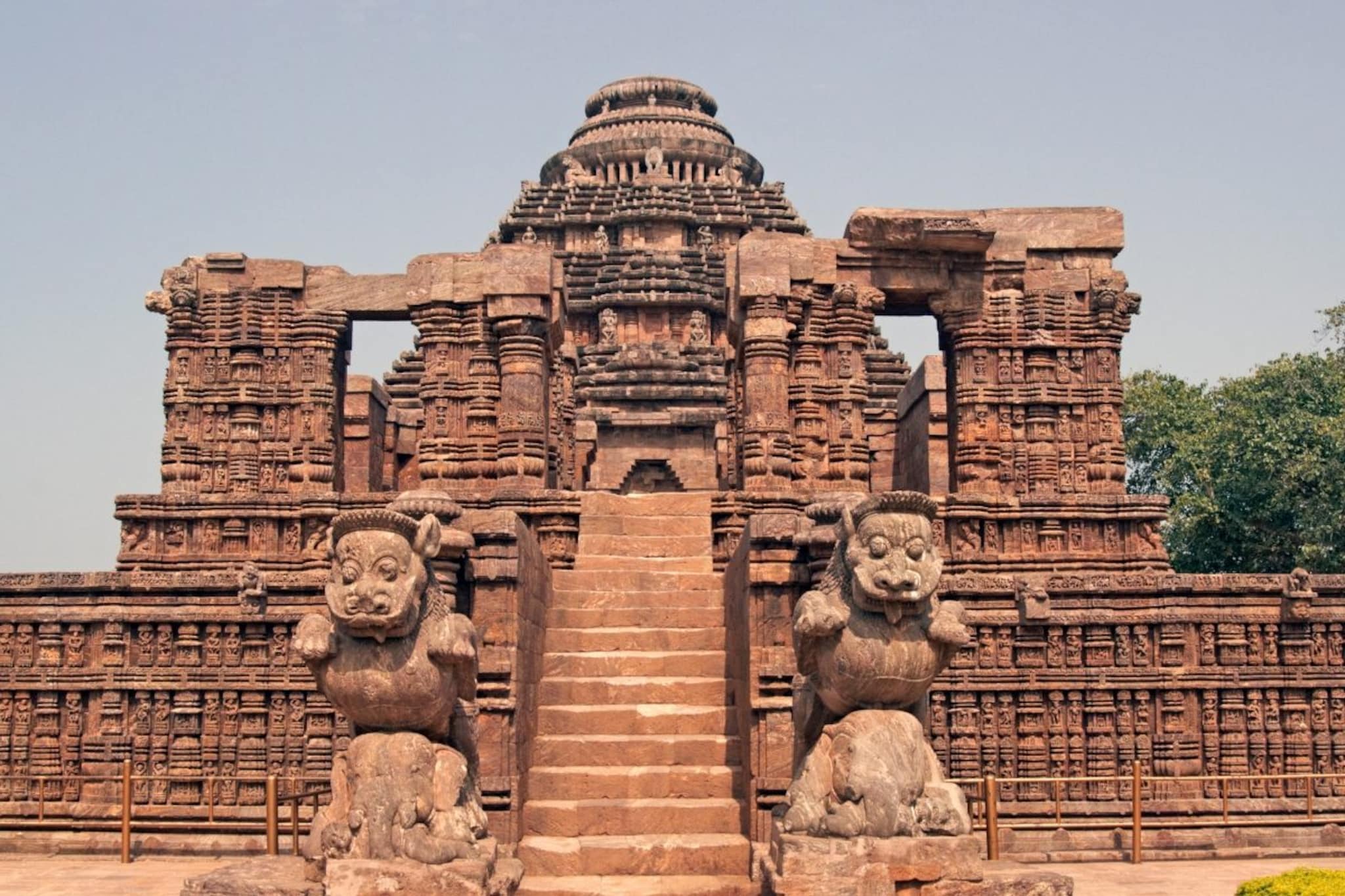 अद्भूत निसर्ग आणि स्थापत्यकला! देशातील ५ अद्भुत सूर्य मंदिरे, वाचा इतिहास