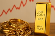 Gold And Silver: सोने कोसळले, चांदीची धुळधाण, बाजारात खळबळ; आता खरेदी करावी की थांबावं? 11 Expertनी दिला मोलाचा सल्ला