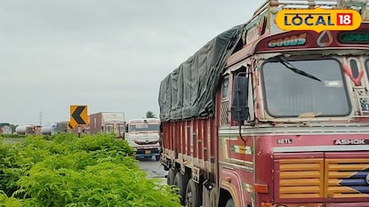 Solapur-Vijaypur Highway: सोलापुरातून मोठं अपडेट! विजापूर महामार्गावरील वाहतूक 3 दिवसानंतर पुन्हा सुरू