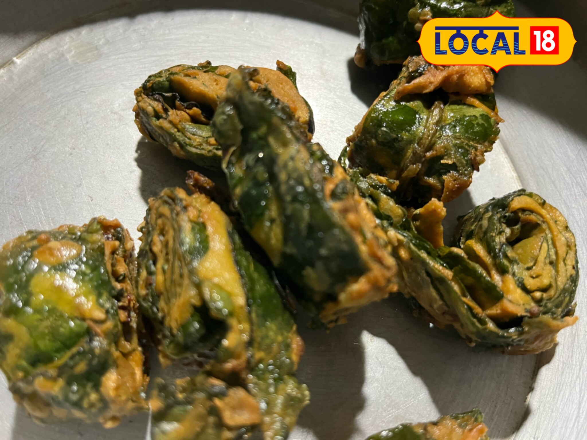 Diwali Recipe: दिवाळीत गोड-धोड खायला नको वाटतं? तर हा पारंपरिक पदार्थ ट्राय करा, बाकरवडीही फिकी!