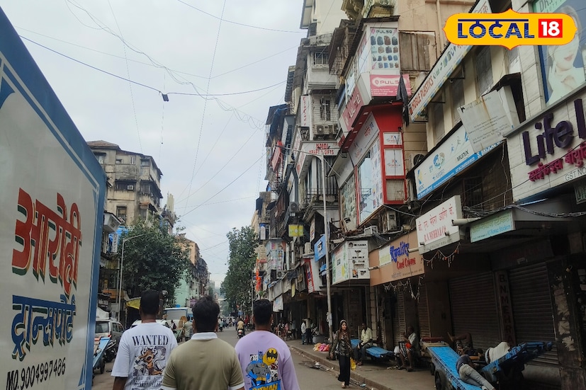 ऑक्टोबर महिन्याच्या सुरुवातीलाच कोकण किनारपट्टीवर पुन्हा एकदा पावसाने हजेरी लावली आहे. गेल्या काही दिवसांपासून हवामान स्थिर होते, मात्र आज काही भागात हलक्या ते मध्यम सरींचा अंदाज हवामान विभागाने वर्तवला आहे. ठाणे आणि पालघर या दोन्ही जिल्ह्यांना आज यलो अलर्ट देण्यात आला आहे. त्यामुळे या भागांत दिवसभर अधूनमधून पाऊस होण्याची शक्यता आहे.