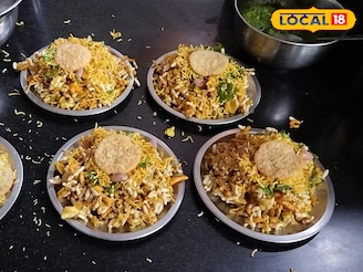 पारंपरिक भेळ, 57 वर्षांपासून जपलीये तिचं चव, पुण्यात इथं असते खवय्यांची गर्दी