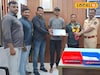 बॅग रिक्षात विसरली, विद्यार्थ्याला असं शोधलं, रिक्षाचालकाच्या माणुसकीची चर्चा