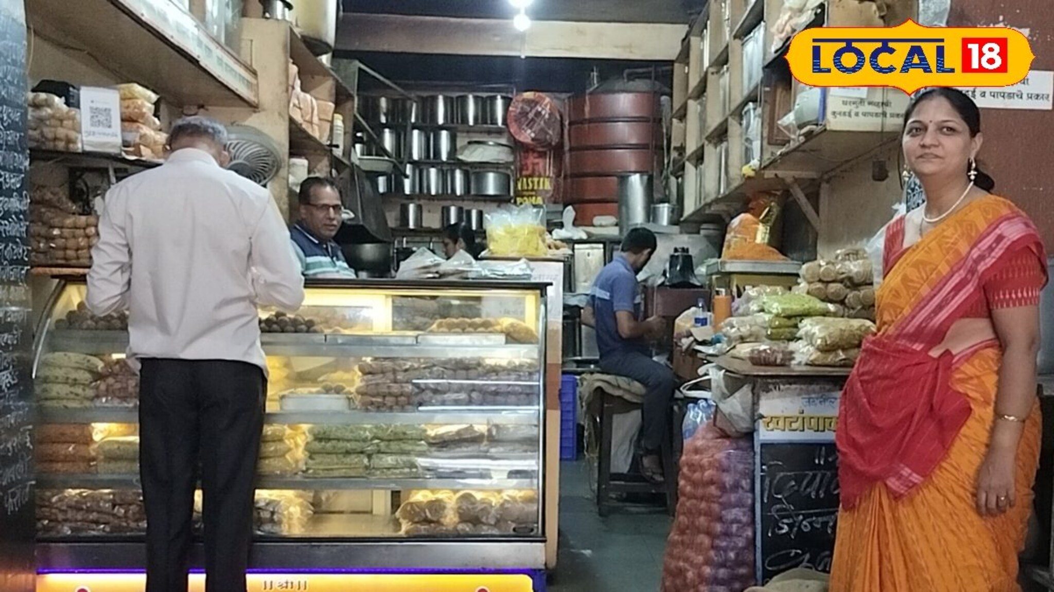 Pune Food : अस्सल मराठी जेवणाचा आस्वाद, फक्त 50 रुपयांत, पुण्यात 38 वर्षांपासून प्रसिद्ध केंद्र, Video