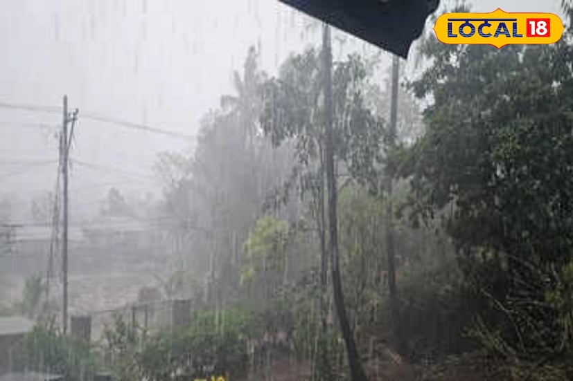 कोकण किनारपट्टीवर अजूनही पावसाने विश्रांती घेतलेली नाही. गेल्या काही दिवसांपासून सतत सरींचा सिलसिला सुरू असून आज रायगड जिल्ह्याला हवामान विभागाने येलो अलर्ट दिला आहे. मात्र, रत्नागिरी आणि सिंधुदुर्ग जिल्ह्यांमध्ये पावसाने काहीशी विश्रांती घेतली आहे. सकाळपासूनच इथे वातावरण आभाळ भरलेलं असलं तरी, पावसाचा जोर कमी झालेला दिसतो. तरीदेखील या किनारपट्टीवर हवामान ढगाळ आणि दमट राहण्याची शक्यता आहे.