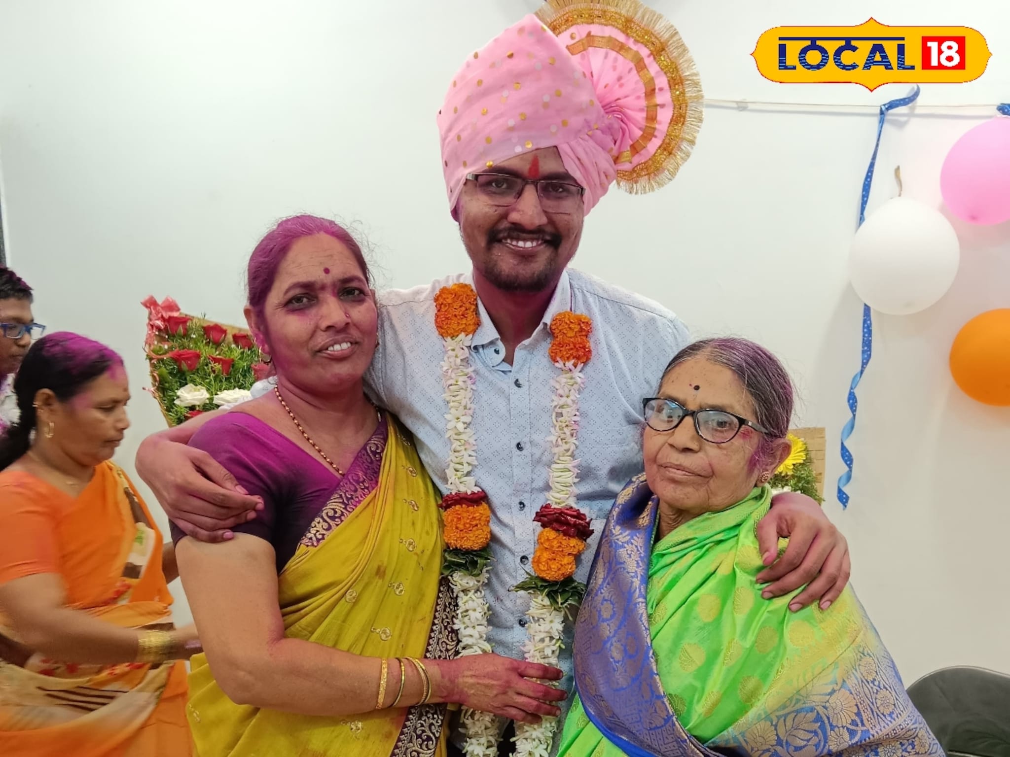 कोल्हापूरच्या पठ्ठ्याचं MPSC परीक्षेत घवघवीत यश, आईच्या कष्टांचं चीज