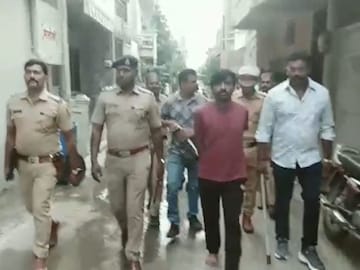 News18