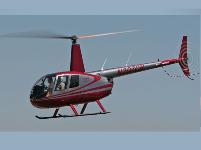 भारतात आणखी एक हेलिकॉप्टर विकले जाते त्याचं नाव आहे  रॉबिन्सन R44 (robinson r44 helicopter). या हे मॉडेल एक बिझनेस क्लाससाठी वापरले जात. या मॉडेलची किंमत भारतात सुमारे  4.12 कोटीपासून सुरू होते.  