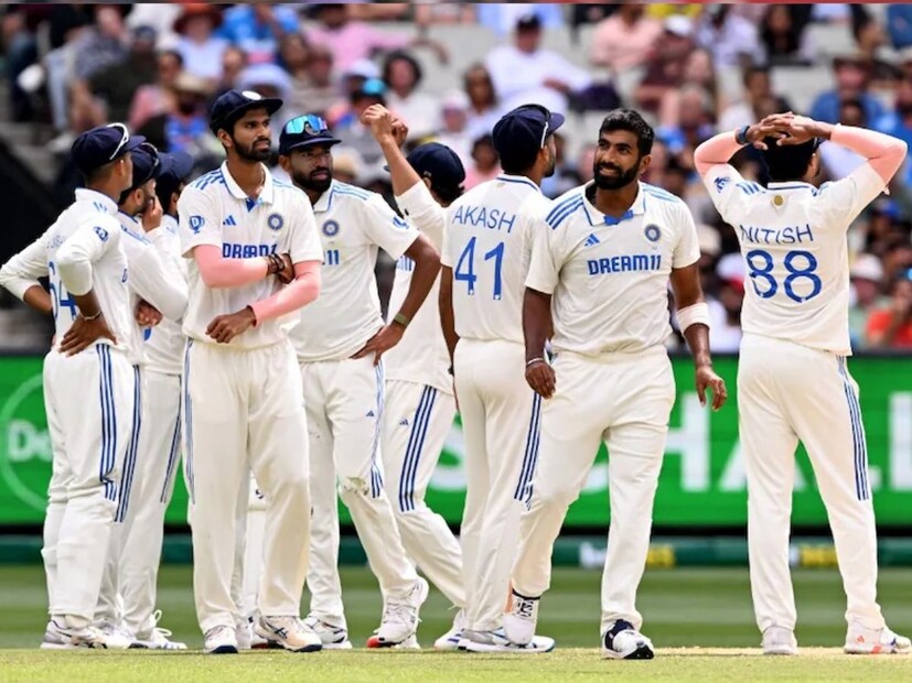 वेस्ट इंडिज विरूद्धच्या पहिल्याच टेस्ट सामन्यात टीम इंडीयाच्या गोलंदाजांनी जबरदस्त गोलंदाजी केली आहे. या गोलंदाजीच्या बळावर टीम इंडियाने वेस्ट इंडिजला 162 धावांवर ऑल आऊट केले आहे. 