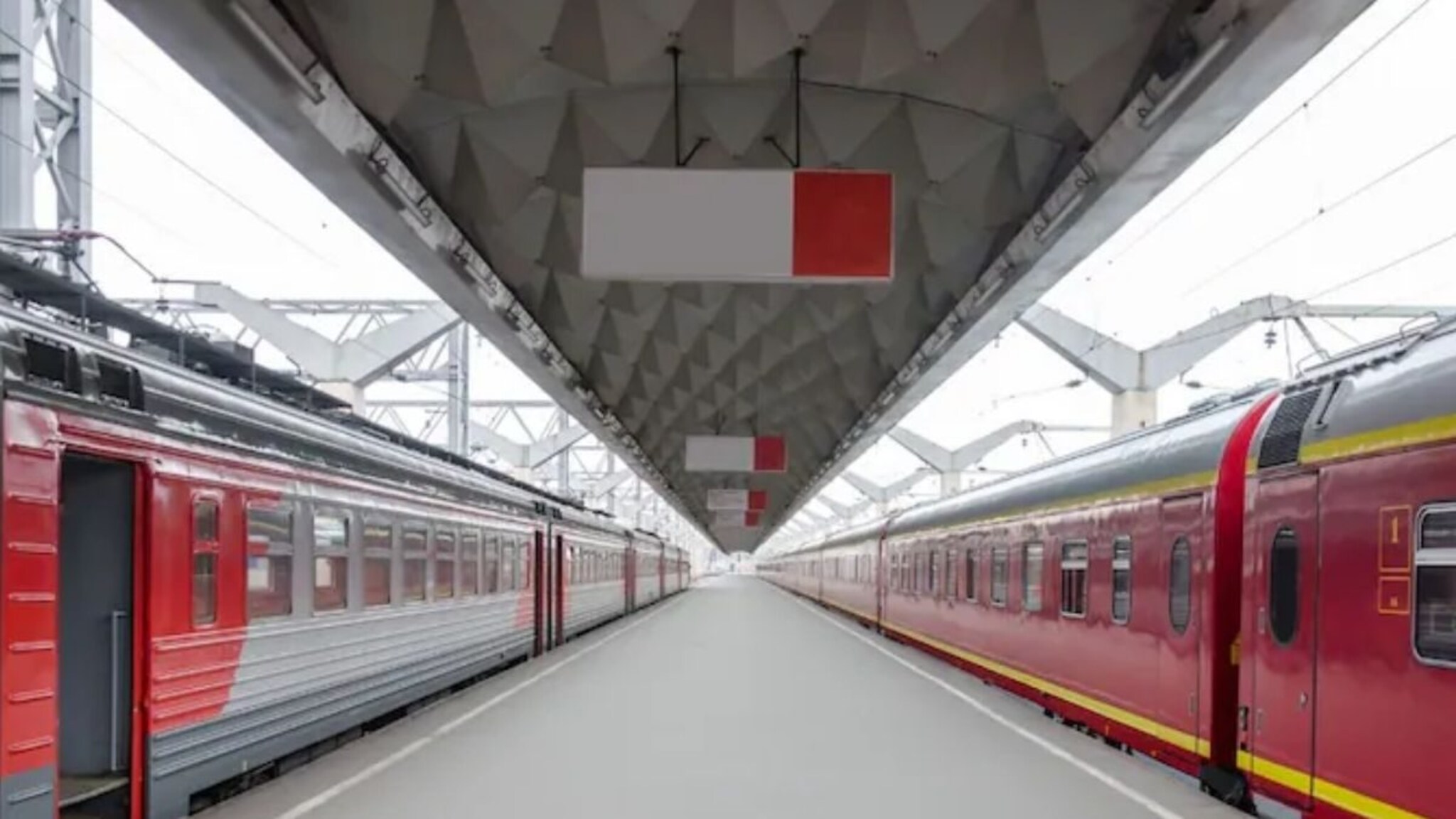 Indian Railway : भारतातील 6 ट्रेन ज्या थेट फॉरेनला जातात; परदेशात जाण्यासाठी विमानाची गरजच नाही, कोणत्या स्टेशनवरून सुटतात पाहा