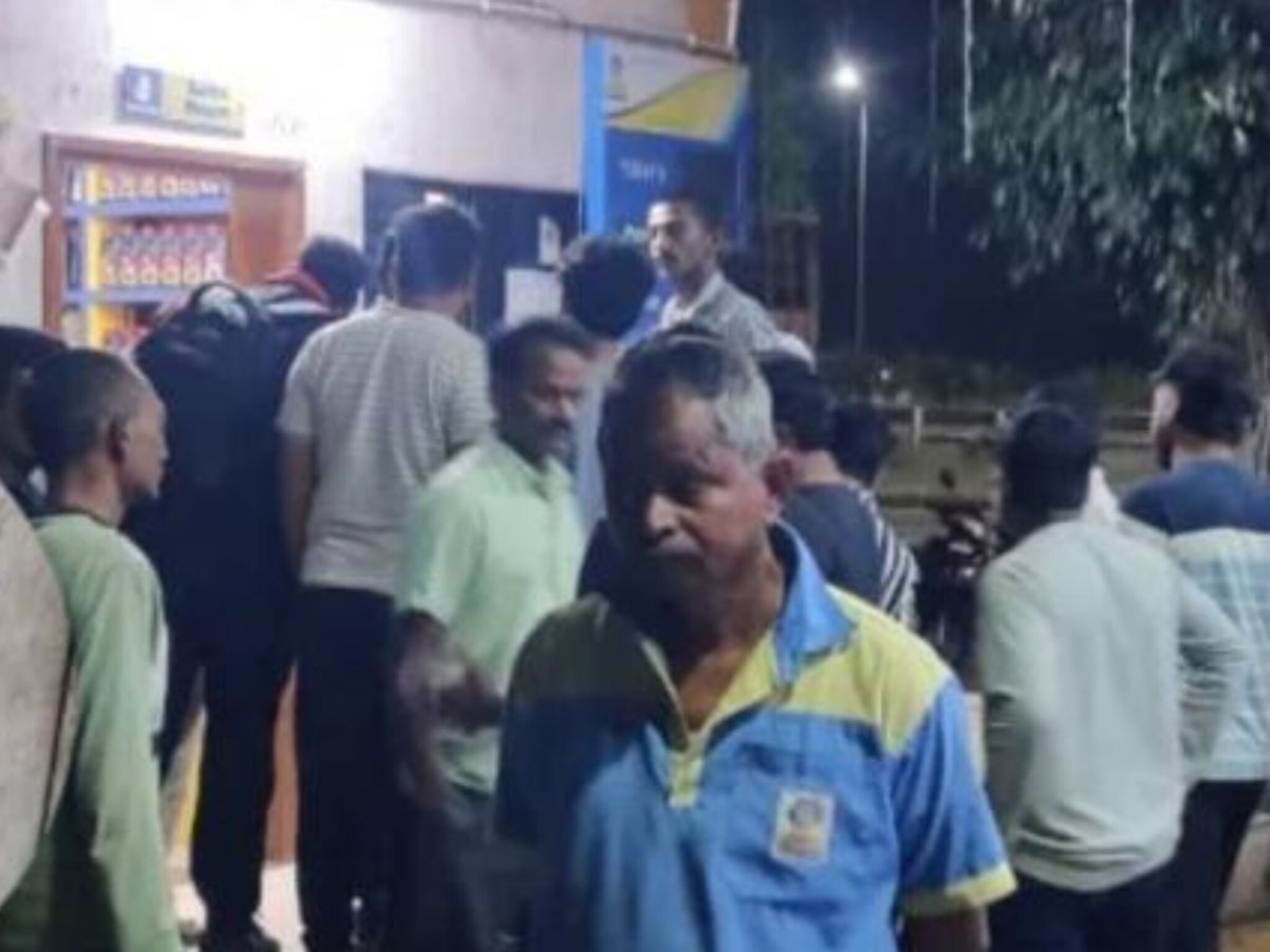 रक्षा खडसेंच्या पेट्रोल पंपावर दरोडा टाकणाऱ्या टोळीचं नाशिक कनेक्शन,अल्पवयीन मुलाला घेतलं ताब्यात