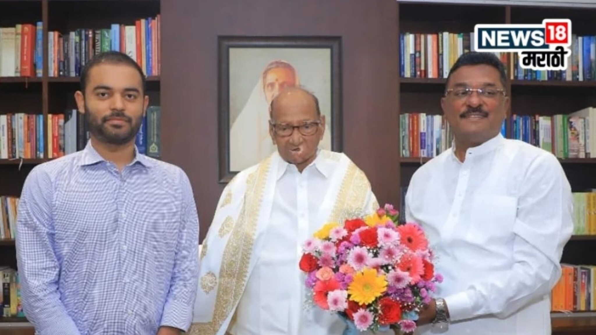 Sharad Pawar : प्रताप सरनाईकांनी घेतली शरद पवारांची भेट, दिवाळी शुभेच्छांचे कारण, पण पडद्यामागं घडतंय काय?