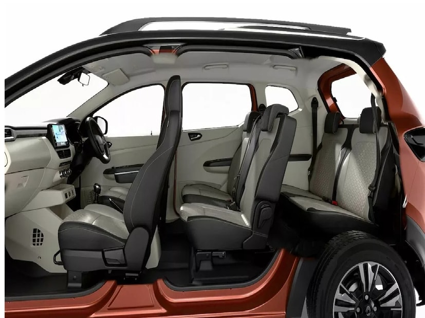  Renault Triber सेफ्टीच्या बाबतीत बोलायचं झालं तर या कारमध्ये 6 एअरबॅग्ज दिल्या आहे.  Renault Triber या ७ सीटर MPV मध्ये ग्राहकांना इलेक्ट्रॉनिक ब्रेक डिस्ट्रिब्युशन सिस्टीम EBD देखील मिळतं, जे ब्रेकिंगला स्थिर आणि अचूक बनवतं.  Renault Triber ची बांधणीही मजबूत अशीच आहे