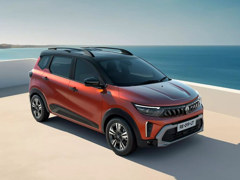  Renault Triber सध्या भारतात सगळ्यात स्वस्त अशी MPV ठरली आहे. भारतातच नाहीतर जगात सगळ्यात स्वस्त अशी ही एमपीव्ही ठरली आहे.  Renault Triber ची किंमत आता   5.76 लाख रुपयांपासून सुरू होते. या किंमतीत  तुम्हाला कोणतीही MPV  मिळणार नाही. विशेष म्हणजे, ही एक ७ सीटर गाडी आहे. 