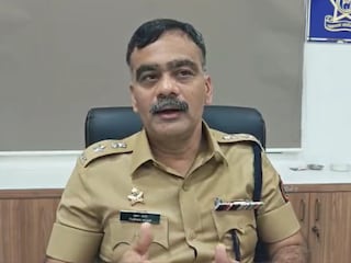 तुषार दोशी (सातारा जिल्हा पोलीस अधीक्षक) तुषार दोशी (सातारा जिल्हा पोलीस अधीक्षक)