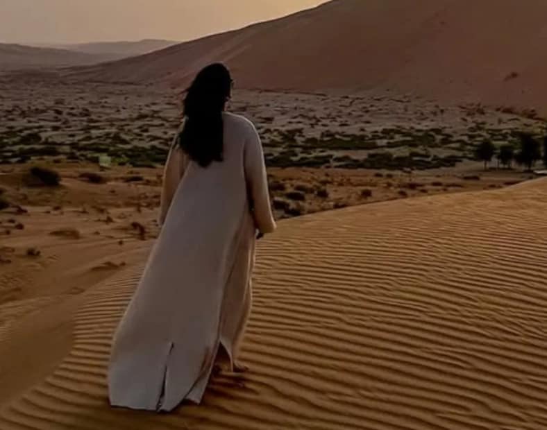  संपूर्ण चित्रपटात काम करूनही अभिनेत्रीला तितकी रक्कम मिळत नाही, जी काही मिनिटांच्या आयटम साँगमधून दुसरी अभिनेत्री सहज मिळवते.