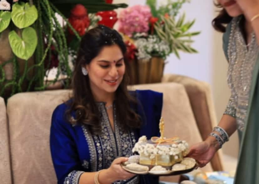  उपासनाने सोशल मीडियावर एक व्हिडीओ शेअर करत आपण प्रेग्नंट असल्याची सुखद वार्ता चाहत्यांना दिली आहे.