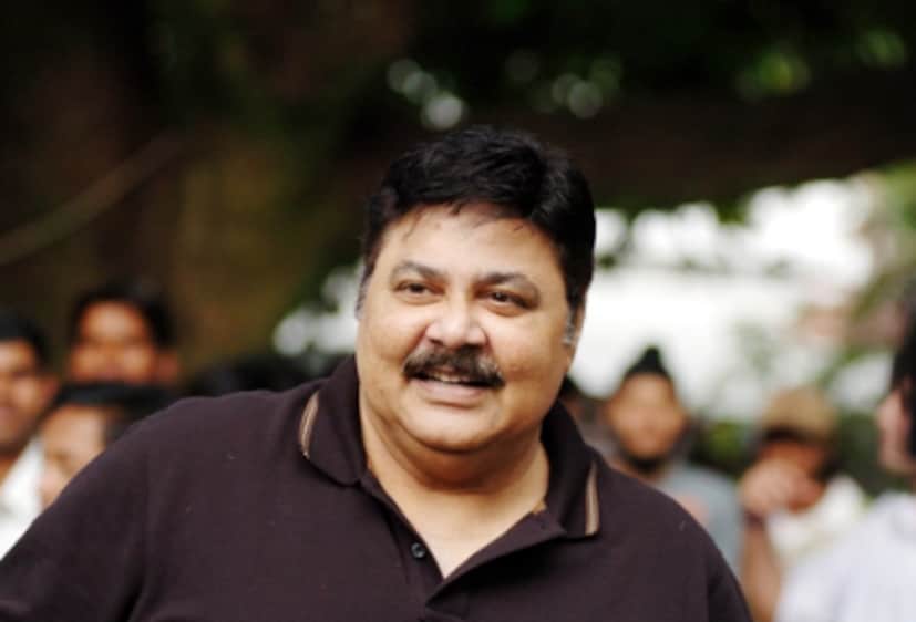  सतीश शाहने फक्त अभिनयापुरतेच स्वतःला मर्यादित ठेवले नाही. 2008 मध्ये त्यांनी ‘कॉमेडी सर्कस’मध्ये अर्चना पूरन सिंहसोबत जजची भूमिका साकारली. त्यांचे मजेदार कमेंट्स आणि कॉमेडीचा अंदाज शोची जान बनला. याशिवाय, 2015 मध्ये त्यांना फिल्म अँड टेलिव्हिजन इन्स्टिट्यूट ऑफ इंडियाच्या सोसायटीचे सदस्य नेमण्यात आले.