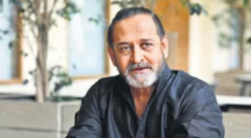 ...तर मुंबईतला मराठी माणूस नाहीसा होईल; असं का म्हणाले महेश मांजरेकर? ...तर मुंबईतला मराठी माणूस नाहीसा होईल; असं का म्हणाले महेश मांजरेकर?