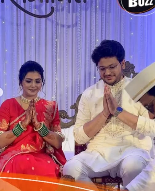  शिवानी नाईकने अभिनेता अमित रेखीसोबत नुकताच थाटामाटात साखरपुडा केला आहे.