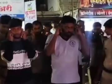 शेगाव आरोपींची धिंड