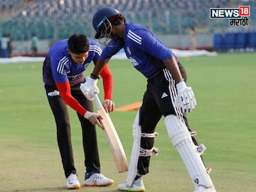 Shubman Gill working with Sai Sudharsan
