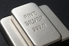 भारतीयांनी स्टॉकच संपवला, इतिहासात पहिल्यांदाच Silver गायब, जगभरात तुटवडा
