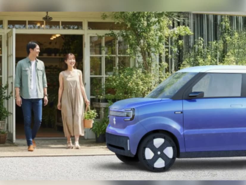 भारतात कधी लाँच होणार? Vision e-Sky  ही एक कन्सेप्ट एंट्री-लेव्हल कार आहे. मारुती इलेक्ट्रिक ही कार भारतात लाँच करू शकते अशी शक्यता आहे. कारण, भारतात या साईजमध्ये आधीच Tata Tiago EV आणि MG Comet EV गाड्या आहेत. या कंपन्यांना टक्कर देण्यासाठी मारुती ही कार 2026-27 च्या आसपास भारतात लाँच करू शकते. जर ही कार भारतात लाँच झाली तर भारतातील सर्वात परवडणाऱ्या EV पैकी एक बनू शकते.  