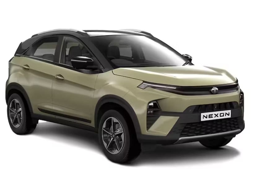 Tata Nexon - टाटा पंचनंतर सर्वाधिक सेफ आणि विक्रीमध्ये रेकॉर्ड ब्रेक करणारी टाटा नेक्सॉन आहे.  ही एक सब-कॉम्पॅक्ट एसयूव्ही आहे. Tata Nexon ची किंमत   7.32 लाखांपासून सुरू होते.  Global NCAP क्रॅश टेस्टमध्ये Tata Nexon ला 5-स्टार सेफ्टी रेटिंग मिळाले होते. 
